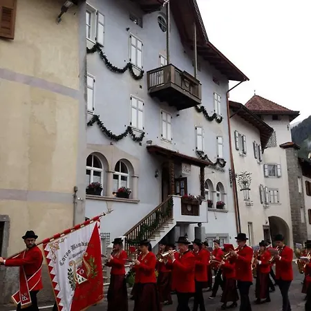 Kaiserkrone-3